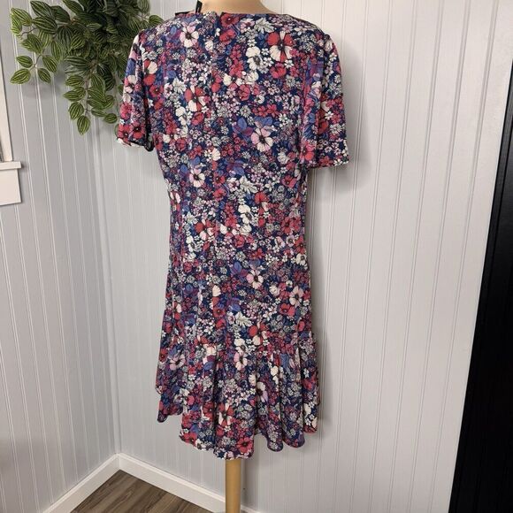 BCBG Paris Sz L Retro Floral Short Ruffle Short Dress V-Neck Lined Romantic Chic - Picture 7 of 16